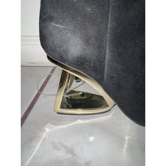 NWOB Gianni Bini heeled boots 6.5 black suede gold architectural heel pointy - Picture 4 of 12